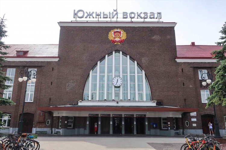 Южный жд вокзал калининград расписание
